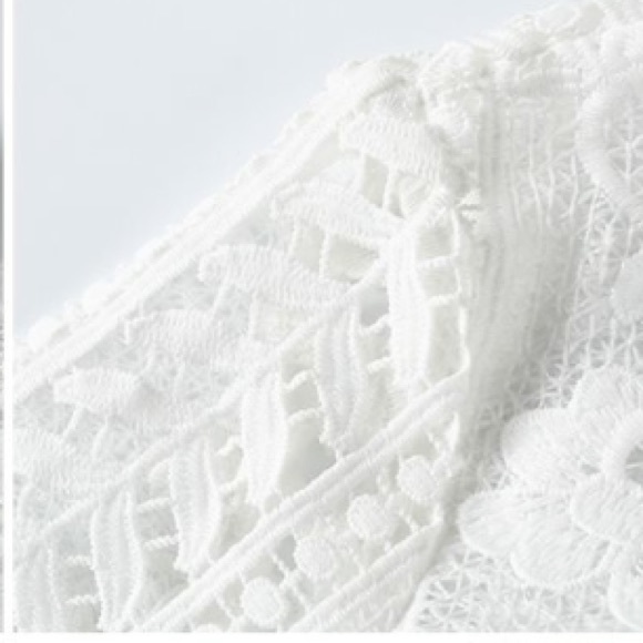 1 Left! Long Sleeve White Lace Top - Picture 6 of 7